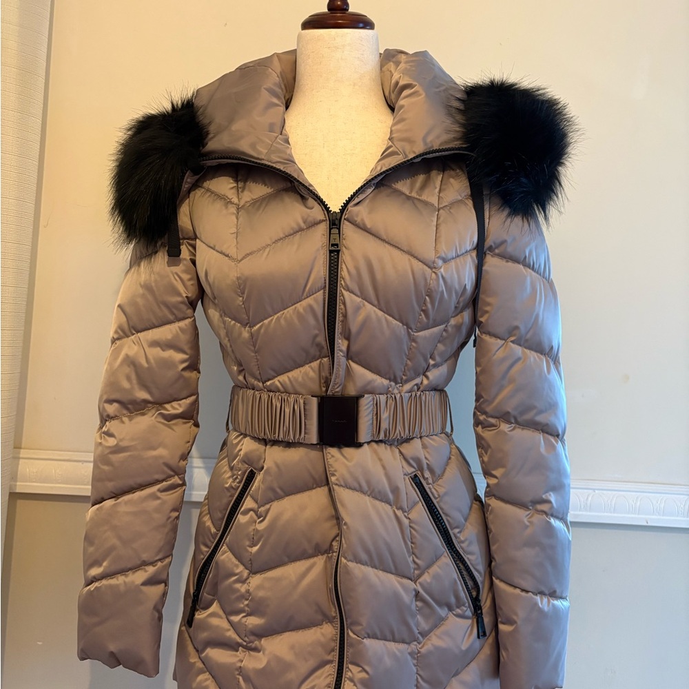 Tahari Golden Beige Puffer belted jacket